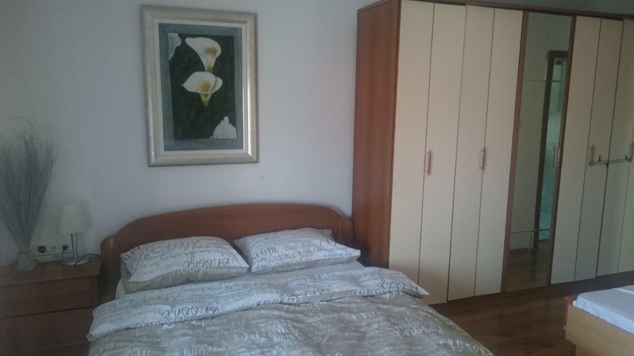 Roko Apartments Selce Habitación foto